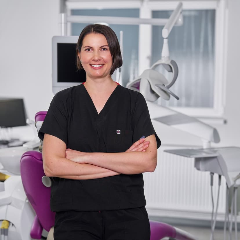 Dr. Anamaria Strajan